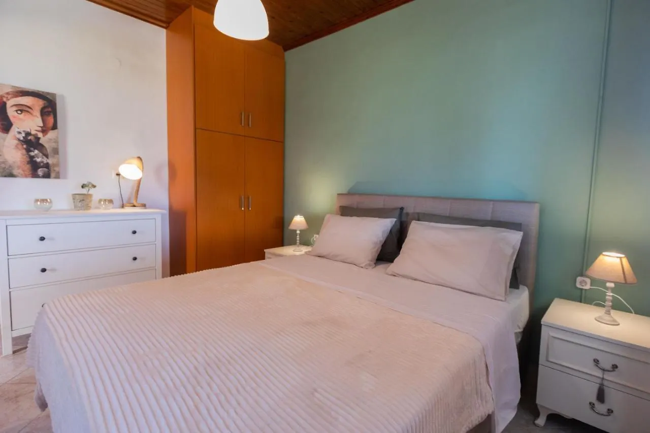 Maria'S Cottage House Χελμάτα 0*,  Ελλάδα